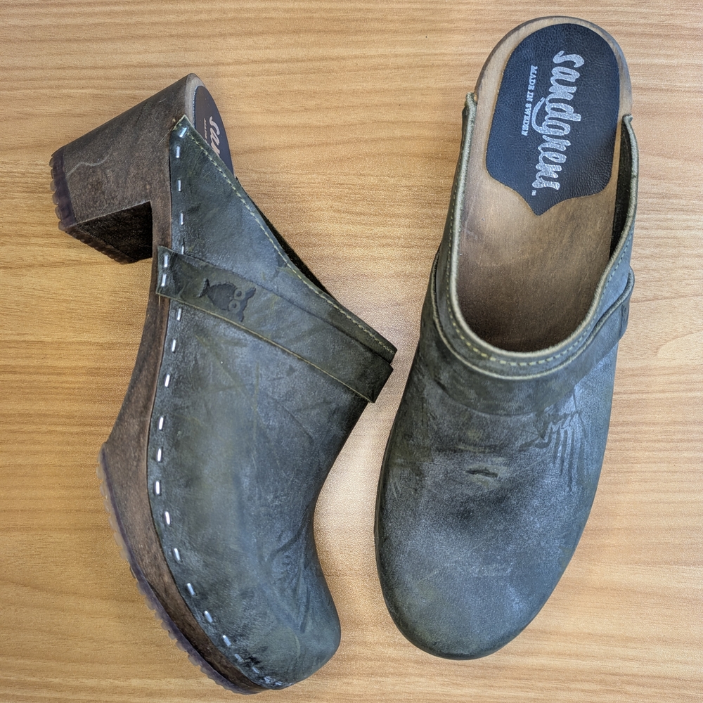 Sandgrens Dublin Olive Green Sweedish Clogs